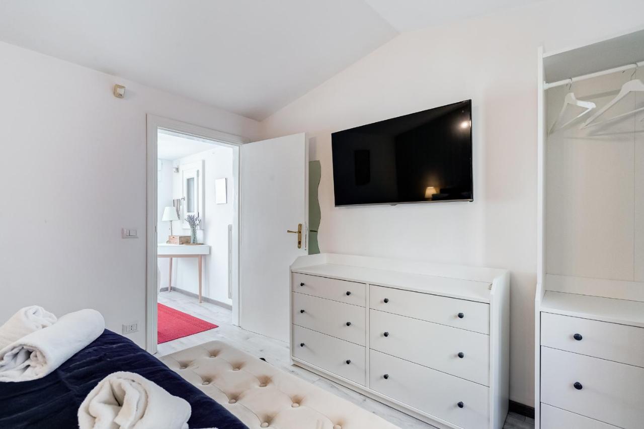 Jmartins Colosseo Suites روما المظهر الخارجي الصورة